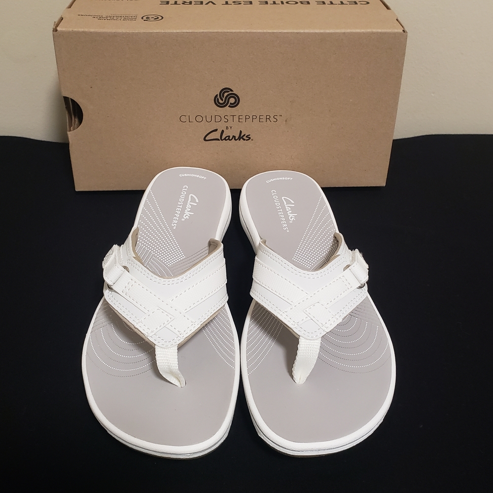 Clarks Cloudsteppers White Thong Sandals